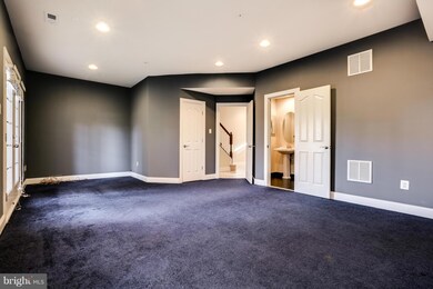 9705 Scentless Rose Way, Laurel, MD 20723 - photo 4