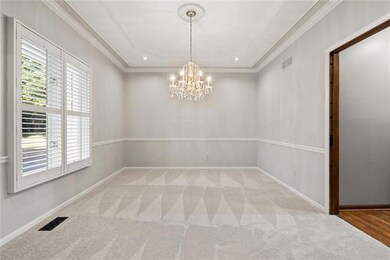 5813 Oakview St, Shawnee, KS 66216 - photo 3