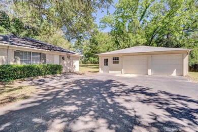 1420 Jeff Davis Dr, Tyler, TX 75703 - photo 4