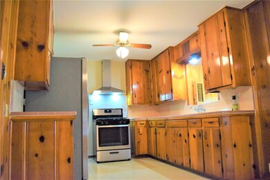 1211 Stonecrest Dr, Houston, TX 77018 - photo 2