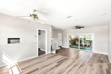 137 Hawthorne Dr unit A, West Palm Beach, FL 33403 - photo 4