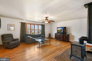 255 Elkton S, Laurel, MD 20724 - photo 5