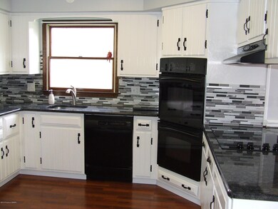 8 Revere Rd, Mountain Top, PA 18707 - photo 5