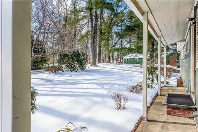 17 Breezy Knoll Rd, Greenville, RI 02828 - photo 7