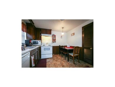 Unit 11009 Kitchen