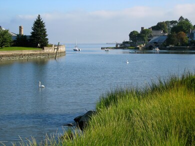 22 Tomac Ave, Old Greenwich, CT 06870 - photo 5