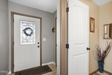 5821 Vanessa Ave, Williston, ND 58801 - photo 7