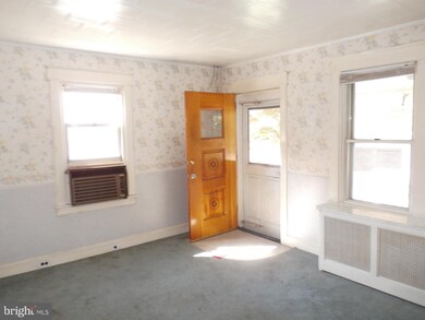 201 W Ashland Ave, Glenolden, PA 19036 - photo 7