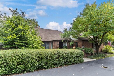 5682 Notre Dame Pl04