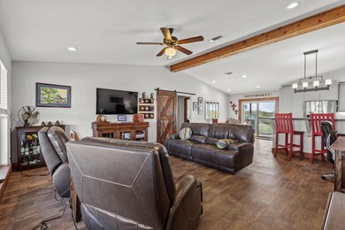 602 N Water St unit FM1752, Savoy, TX 75479 - photo 6