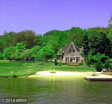 1737 N Lakeshore Dr, Louisa, VA 23093 - photo 2