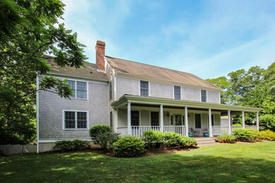 002-photo-front-view-7239101