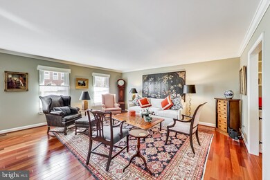 6824 Mclean Province Cir, Falls Church, VA 22043 - photo 5