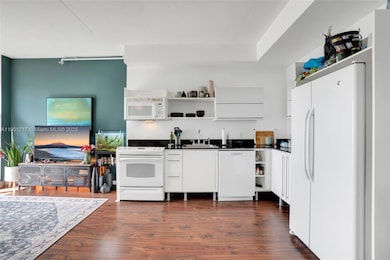 Neo Vertika Condominiums unit 2730, Miami, FL 33130 - photo 2