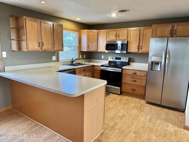 445 S Yondota Rd, Curtice, OH 43412 - photo 5