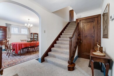 Front Entry Way