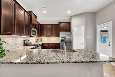 2711 Westland Ln, Pearland, TX 77581 - photo 7