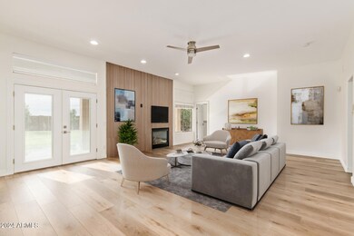 Family Roof Virtually Staged