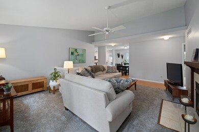 1739 Paula Dr_MLS_07