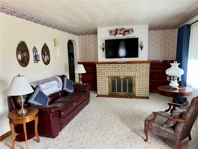 2830 Bement St, Erie, PA 16506 - photo 5