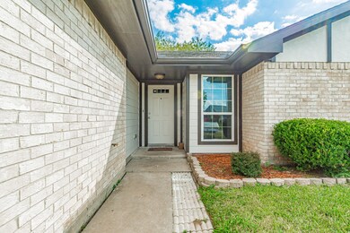 8714 Kirkmont Dr, Houston, TX 77089 - photo 5
