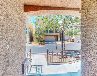 3820 Ice Storm Ct, Las Vegas, NV 89129 - photo 6