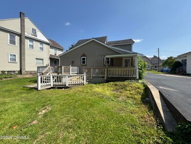 317 W 2nd St, Nescopeck, PA 18635 - photo 4