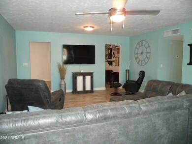 831 W Knowles Cir, Mesa, AZ 85210 - photo 2