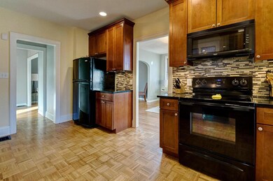Kitchen to Dining