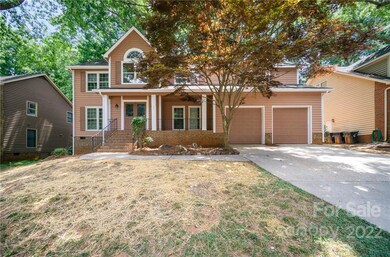 12606 Cliffcreek Dr, Huntersville, NC 28078 - photo 2