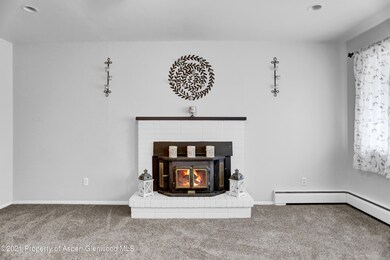 Living Room (17)