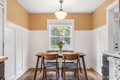 26-web-or-mls-859 Coldbrook St NE, Grand