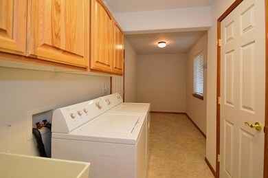 911 Golden Ct, Medical Lake, WA 99022 - photo 3