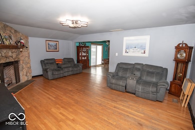 3357 Nottingham Dr, Columbus, IN 47203 - photo 3