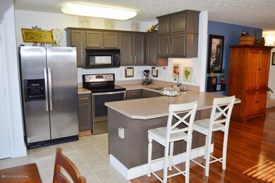 8443 Grand Trevi Dr unit 4703, Louisville, KY 40228 - photo 4