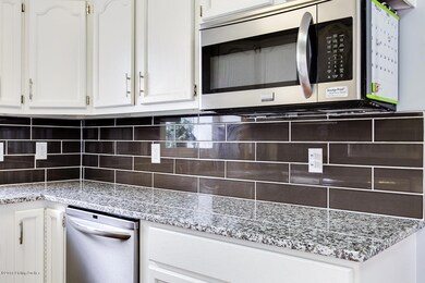 1807 Fox Trail Dr-16