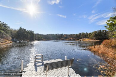 119 S Clover Ct, Long Pond, PA 18334 - photo 3