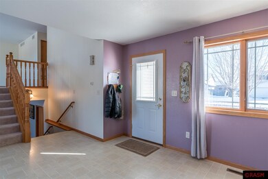313 Cole Ct, Mankato, MN 56001 - photo 2