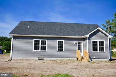 215 Hanley St, Harrington, DE 19952 - photo 5