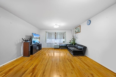 21 Leewood Loop, Staten Island, NY 10304 - photo 7