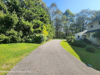 811 Clifton Beach Rd, Clifton Township, PA 18424 - photo 7