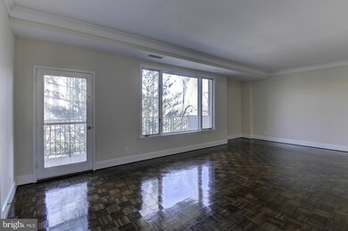 8101 Connecticut Ave unit N504, Chevy Chase, MD 20815 - photo 3