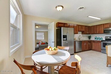 6503 Lucente Dr, Jacksonville, FL 32210 - photo 4