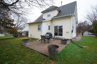 exteriorback_700