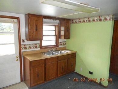 1619 E 22nd St, Muncie, IN 47302 - photo 5