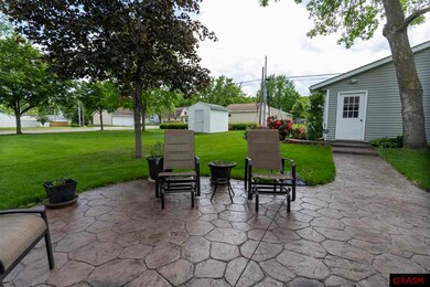 1120 S Franklin St, New Ulm, MN 56073 - photo 2