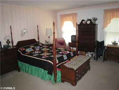 Master Bedroom - Large master bedroom has walk in 