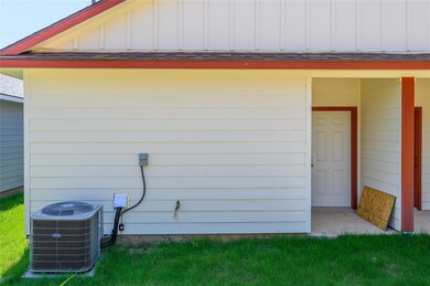 912 N Barrett Ave, Denison, TX 75020 - photo 6