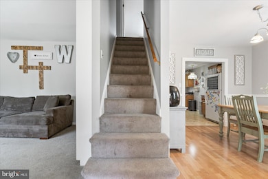 6518 Corkley Rd, Rosedale, MD 21237 - photo 4