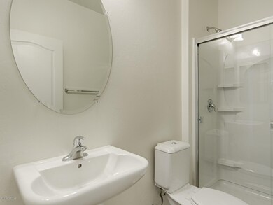 006_Full Downstairs Bathroom